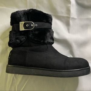 GUESS-black suede bootie with faux fur. Size 9M